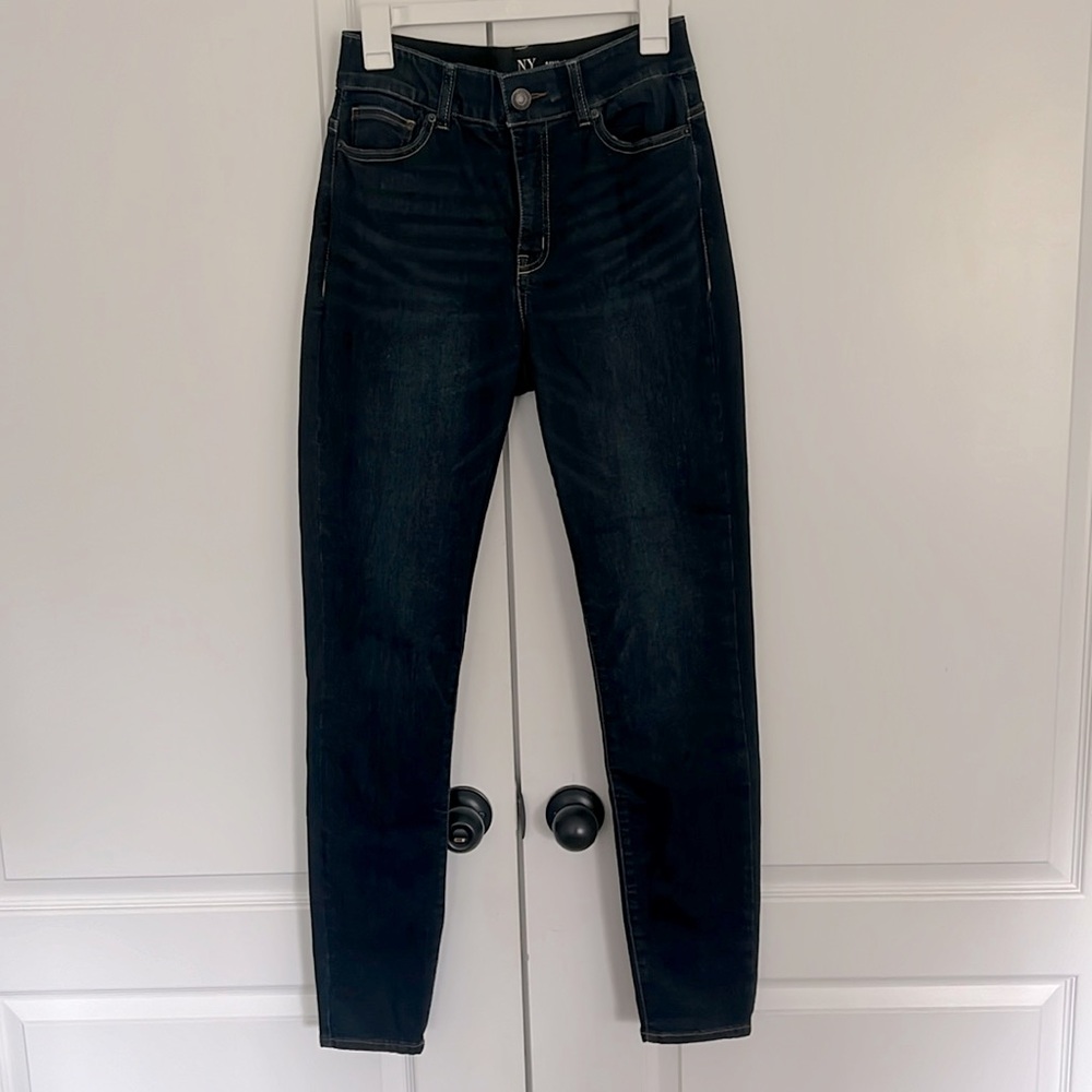 8L Curvy High Waist Ny & Co. Jeans